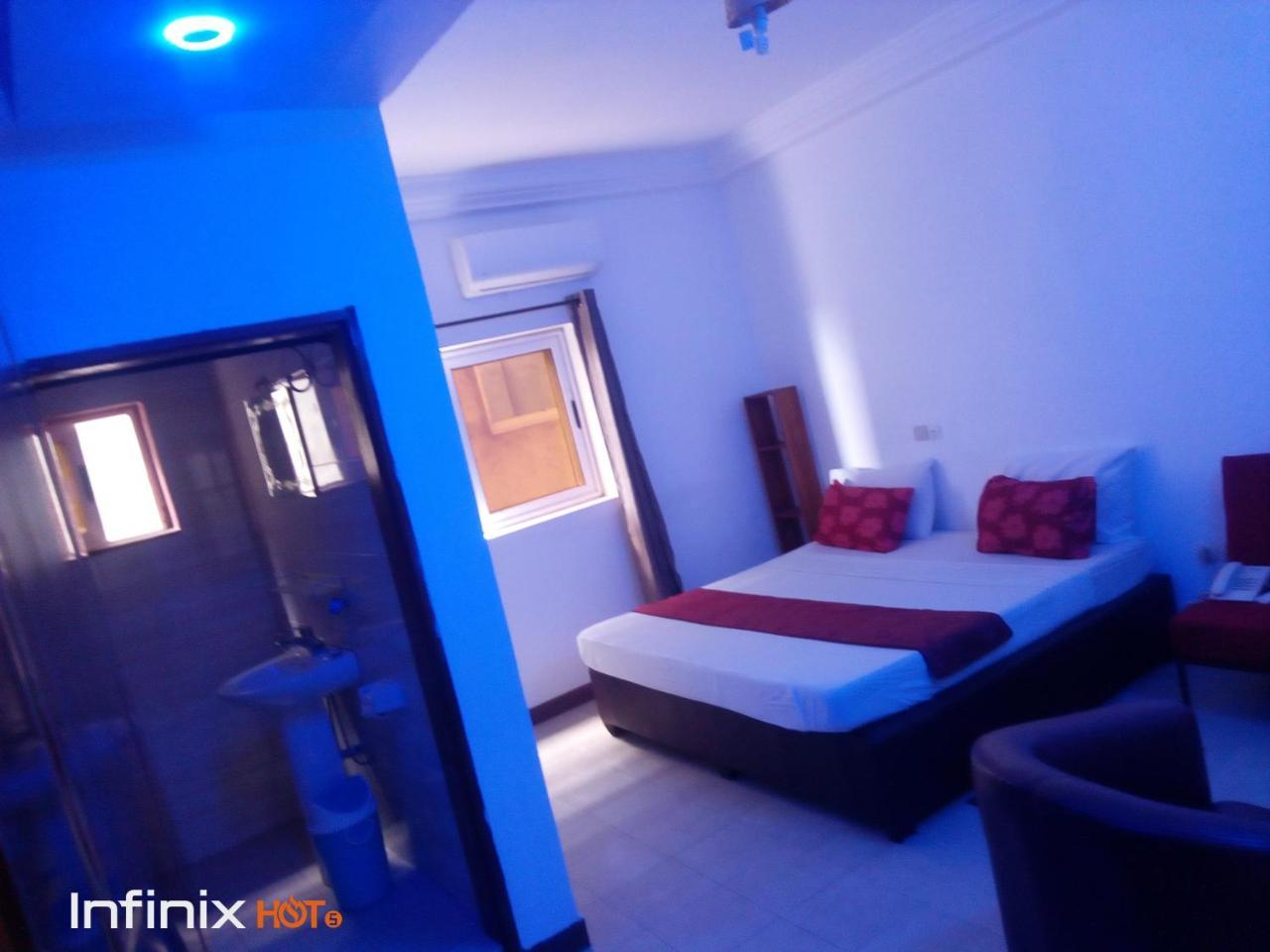 Senateur Hotel Agontinkon Cotonou Exterior foto
